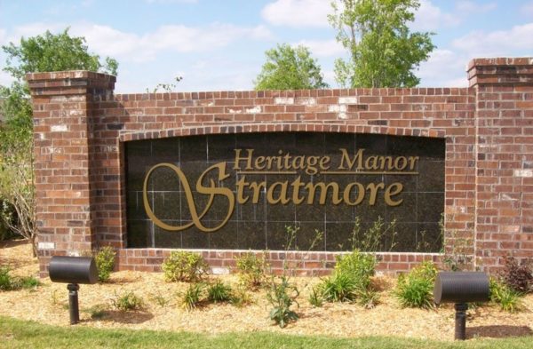 Heritage Manor Stratmore front signage